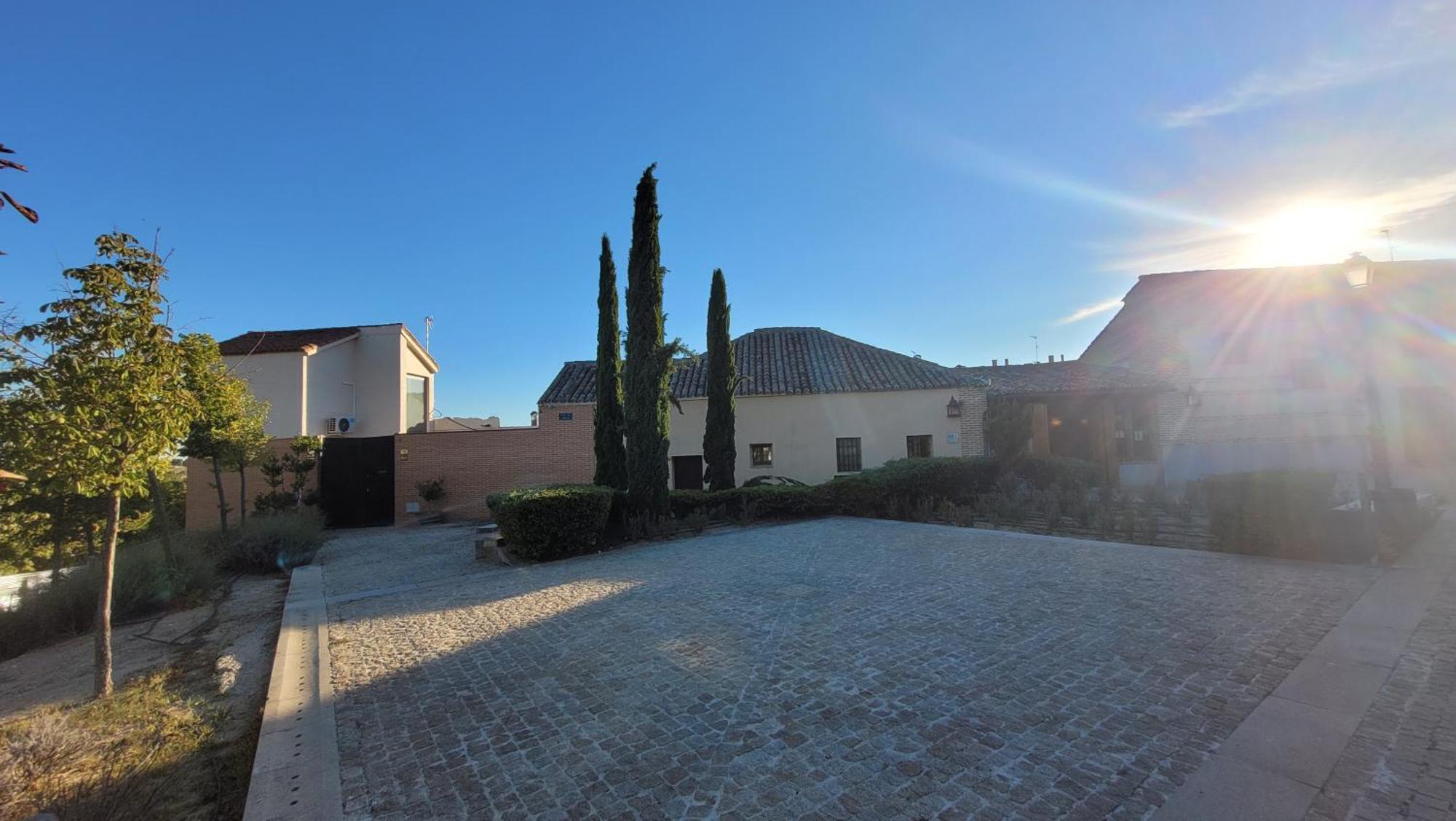 El Torreon Del Palacio Boadilla del Monte Bagian luar foto